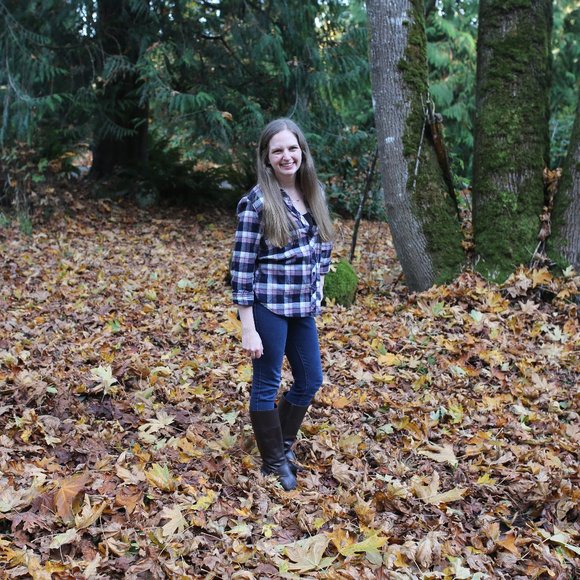 Meet your Posher, Megan - Picture 1 of 1